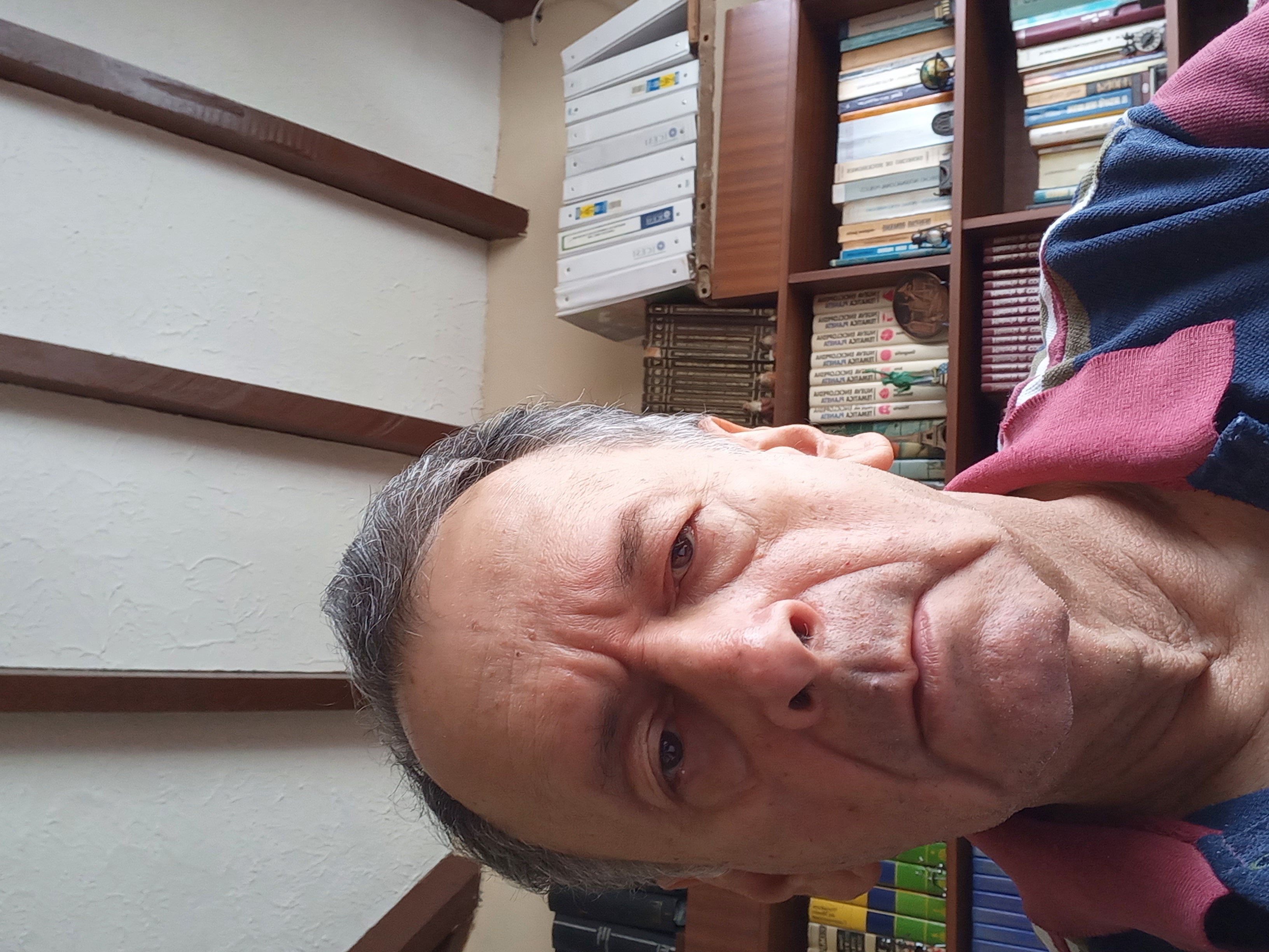 Leonardo esquivel peña